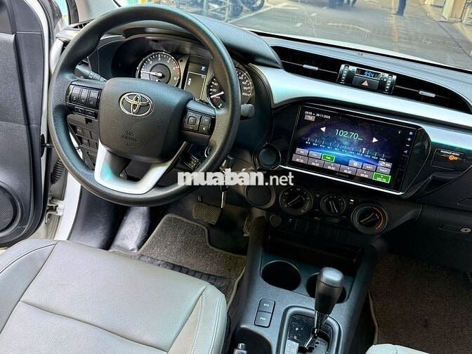 Toyota Hilux E 2024 43.759 km(CÒN GIẢM)