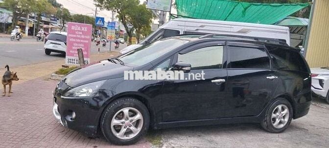 Mitsubishi Grandis 2005 2.4 MIVEC Đen