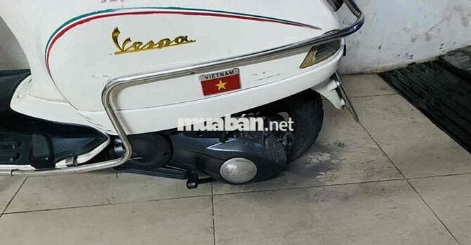 Vespa 2015- 3Vie Trắng,biển số đẹp 9 nút