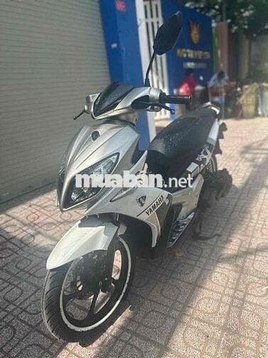 YAMAHA NOVO 4 cavet theo xe giầy tờ đầy đủ