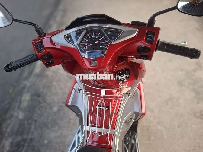 HONDA AB  ĐK 2017.  BS,62 LONG AN .  CÀVET ĐẦY ĐỦ