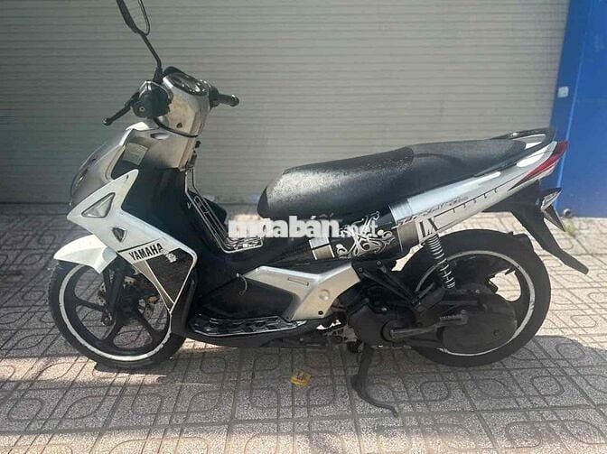 YAMAHA NOVO 4 cavet theo xe giầy tờ đầy đủ