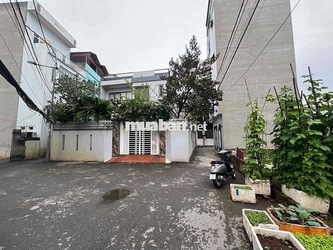 Bán nhà đẹp nhất Phố Trạm Trôi