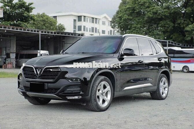 VinFast Lux SA2.0 2021 Plus 2.0 AT - 68000 km