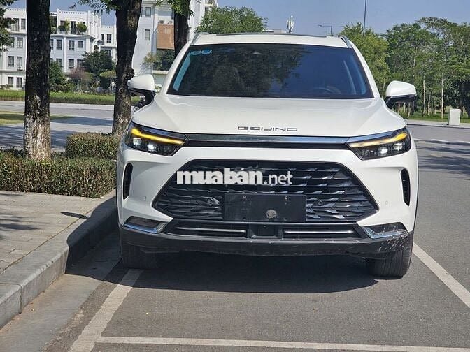 BaiC Beijing X7 Premium 2022 màu trắng