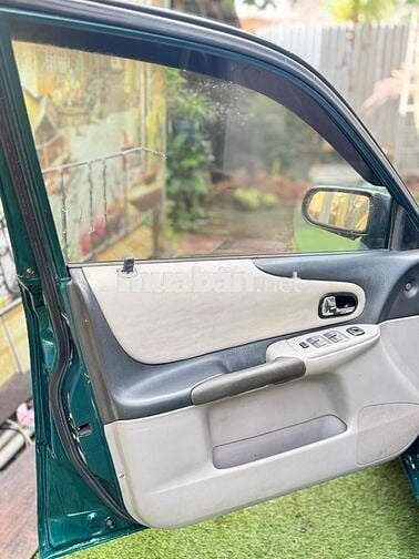 Mazda 323 Xăng Số sàn 5 chỗ