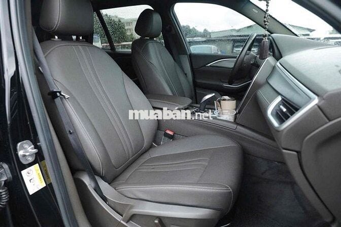 VinFast Lux SA2.0 2021 Plus 2.0 AT - 68000 km