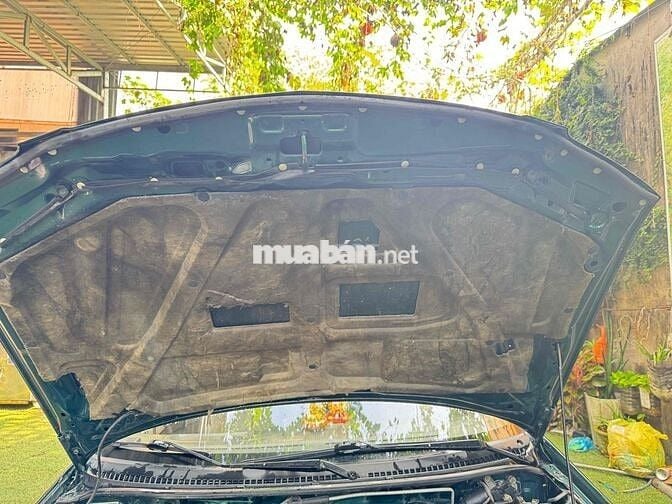 Mazda 323 Xăng Số sàn 5 chỗ