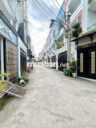 BÁN NHÀ KHU DÂN TRÍ CAO _ 62M 4 TẦNG LINH ĐÔNG _ PHẠM VĂN ĐỒNG  Ô TÔ