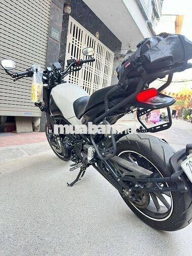 cần đổi qua 4 lốp nên bán