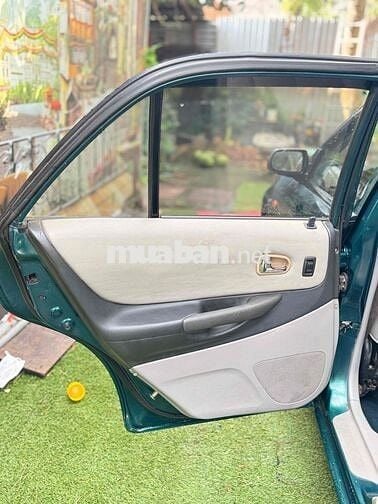 Mazda 323 Xăng Số sàn 5 chỗ