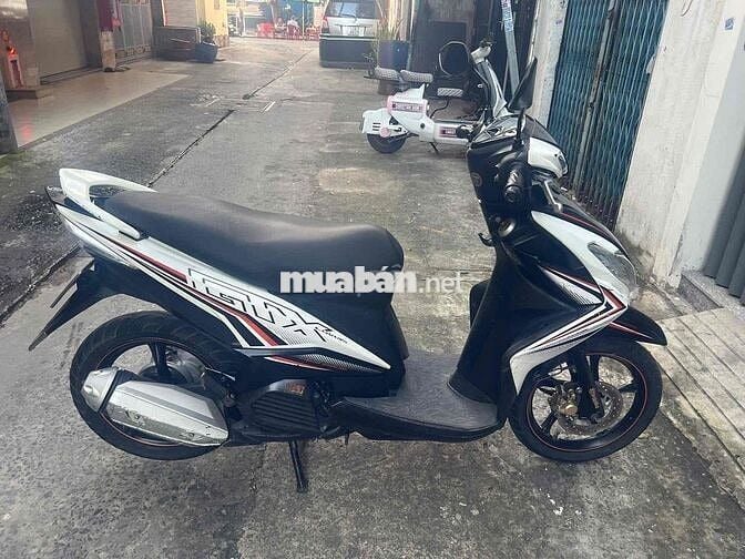 Yamaha Luvias fi màu trắng bstp gtdd
