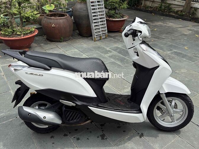 Lead 125 Trắng Đen chính chủ