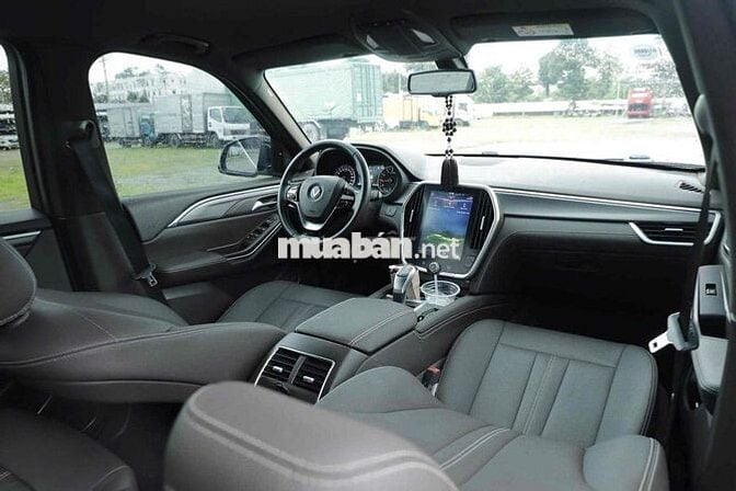 VinFast Lux SA2.0 2021 Plus 2.0 AT - 68000 km