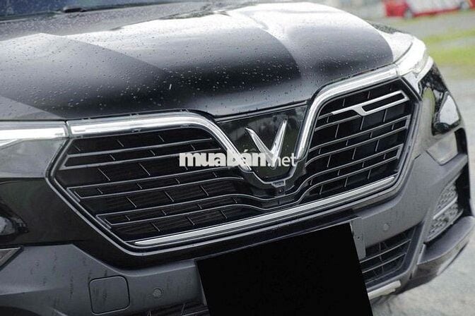 VinFast Lux SA2.0 2021 Plus 2.0 AT - 68000 km