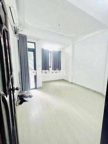 Cho Thuê Nhà MT Phan Văn Sửu , Ngay Etown Cộng Hoà , Nhà GA T3 .