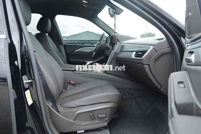 VinFast Lux SA2.0 2021 Plus 2.0 AT - 68000 km