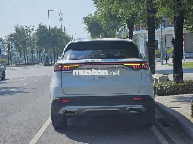 BaiC Beijing X7 Premium 2022 màu trắng