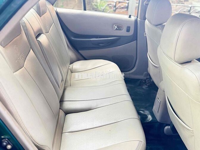 Mazda 323 Xăng Số sàn 5 chỗ