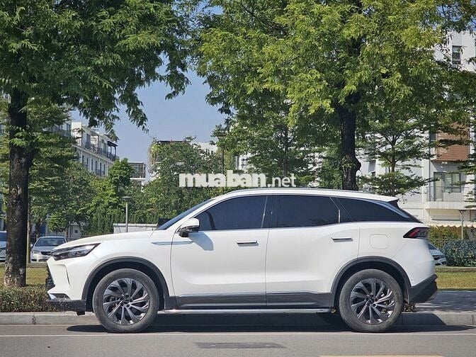 BaiC Beijing X7 Premium 2022 màu trắng