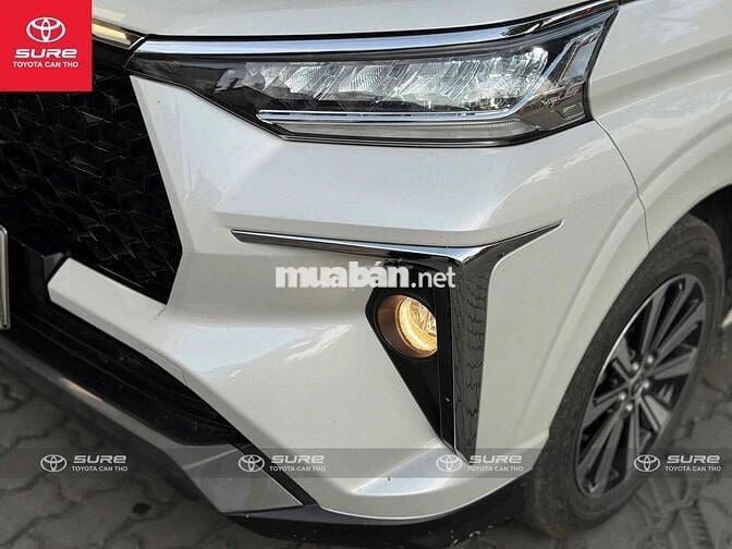 Toyota Veloz Cross 2023 - siêu lướt 15.000 km