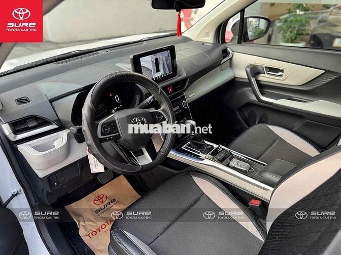 Toyota Veloz Cross 2023 - siêu lướt 15.000 km