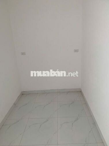 CHO THUÊ NHÀ NGUYÊN CĂN 4 TẦNG – GẦN ĐH THỂ THAO CHƯƠNG MỸ (2km)