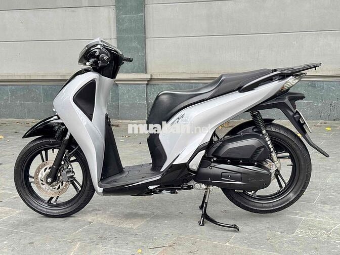 SH 150 ABS 2017 BẠC PORSCHE CHÍNH CHỦ BSTP CÓ GÓP