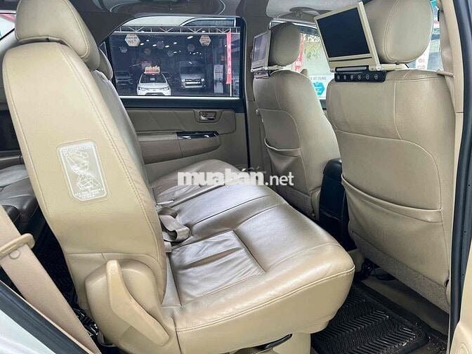 Toyota Fortuner Máy Xăng 2016-1 chủ-Giá còn giảm