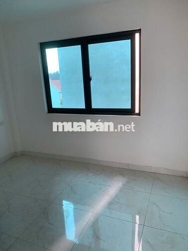 CHO THUÊ NHÀ NGUYÊN CĂN 4 TẦNG – GẦN ĐH THỂ THAO CHƯƠNG MỸ (2km)