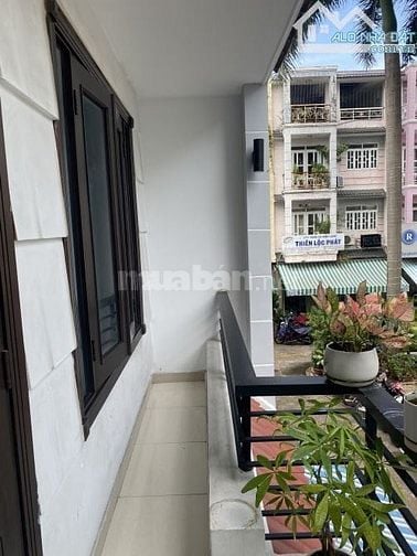 XEM NHÀ MIỄN PHÍ CĂN Nguyễn Hữu Tiến, Tân Phú - ƯNG LÀ CHỐT LIỀN