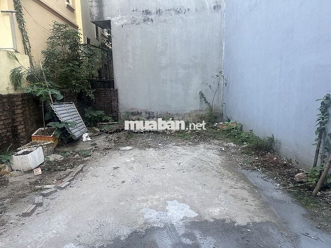 50m2 đất Thuỵ Phương, ô tô BMV X7 ngủ giữa đất