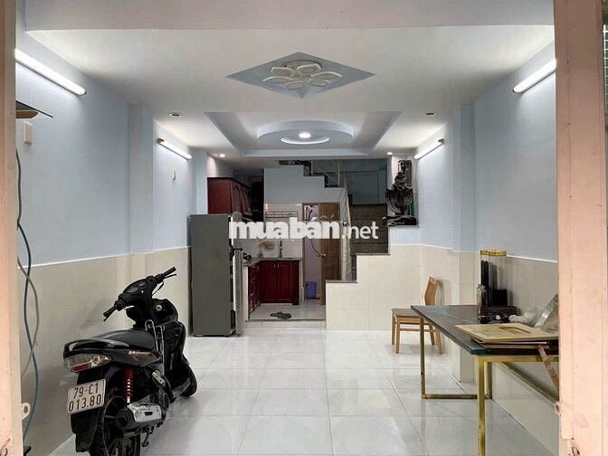 Nhà em Bán Hẻm xe tải Huỳnh Văn Bánh 3.5x10m, 5 tầng, giá 7.1 tỷ