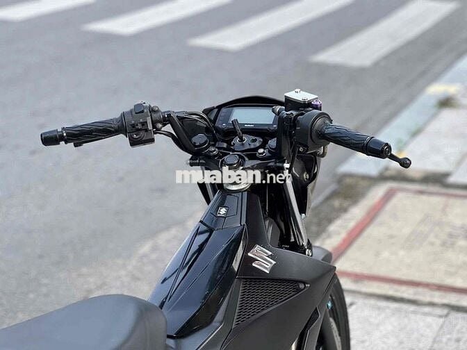 Suzuki Satria 150 Fi 2020 Đen nhám
