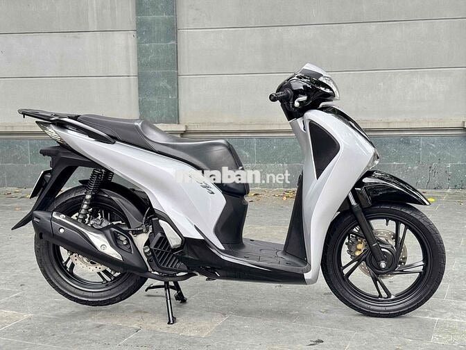 SH 150 ABS 2017 BẠC PORSCHE CHÍNH CHỦ BSTP CÓ GÓP