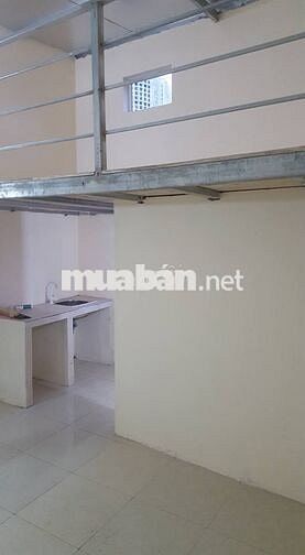 Phòng trọ giá rẻ ( có gác xép, vệ sinh khép kín ) khu vực Chính Kinh