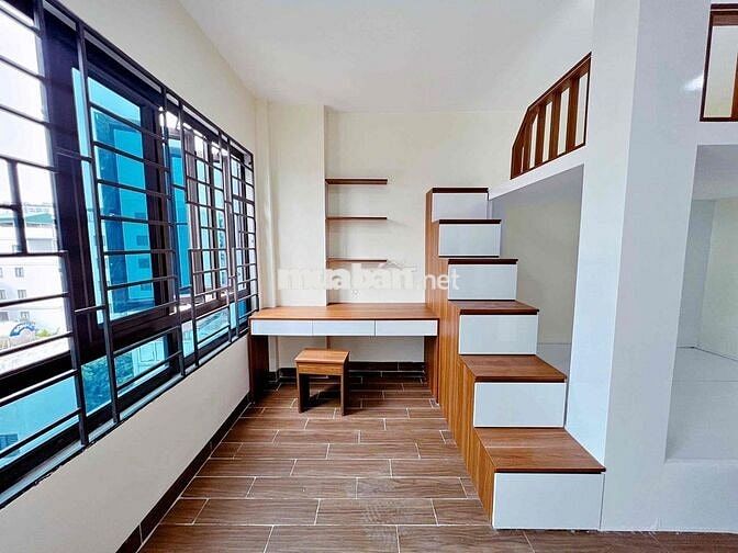 PHÒNG TRỌ CÓ CỬA SỔ TO BAN CÔNG RỘNG TẠI QUAN NHÂN, NHÂN CHÍNH