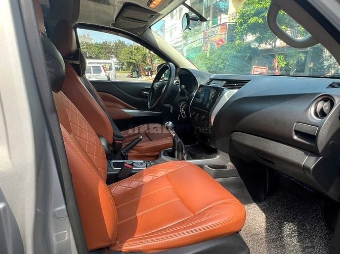 Nisan tera s máy dầu số sàn 6 cấp nhập thái lan đời 2019