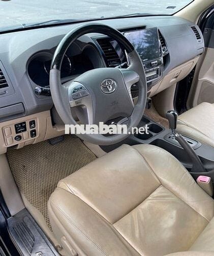 Toyota Fortuner 2013 2.7V 4x2 AT 7 chỗ giá hợp lý