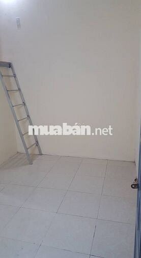 Phòng trọ giá rẻ ( có gác xép, vệ sinh khép kín ) khu vực Chính Kinh