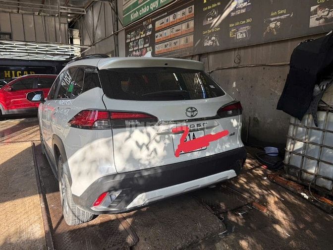 🚗 CẦN BÁN TOYOTA COROLLA CROSS 1.8V – SỐ TỰ ĐỘNG – MÀU TRẮNG – GIÁ CH