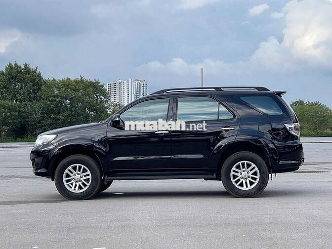 Toyota Fortuner 2013 2.7V 4x2 AT 7 chỗ giá hợp lý