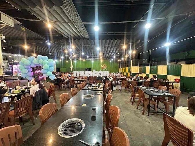 Cho thuê nhà nguyên căn mặt tiền đường Dương Bá Trạc Q.8 ngang 30m