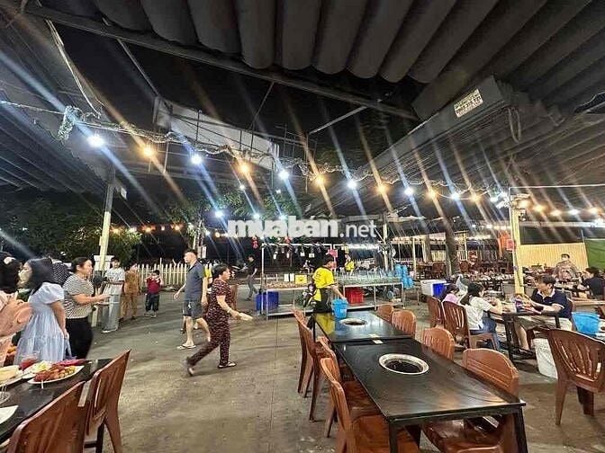 Cho thuê nhà nguyên căn mặt tiền đường Dương Bá Trạc Q.8 ngang 30m