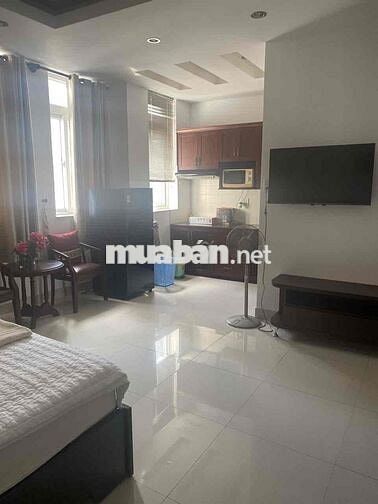 Nhà cho thuê/Văn Phòng ngay trung tâm Q1 hẻm to nhiều tiện ích