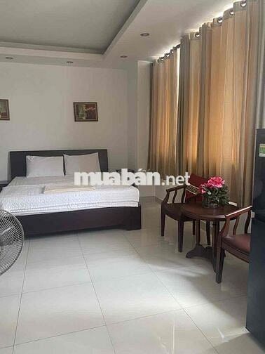 Nhà cho thuê/Văn Phòng ngay trung tâm Q1 hẻm to nhiều tiện ích