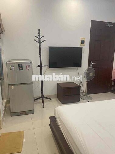 Nhà cho thuê/Văn Phòng ngay trung tâm Q1 hẻm to nhiều tiện ích