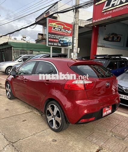 Kia Rio 2014 1.4 AT Hatchback - 109000 km