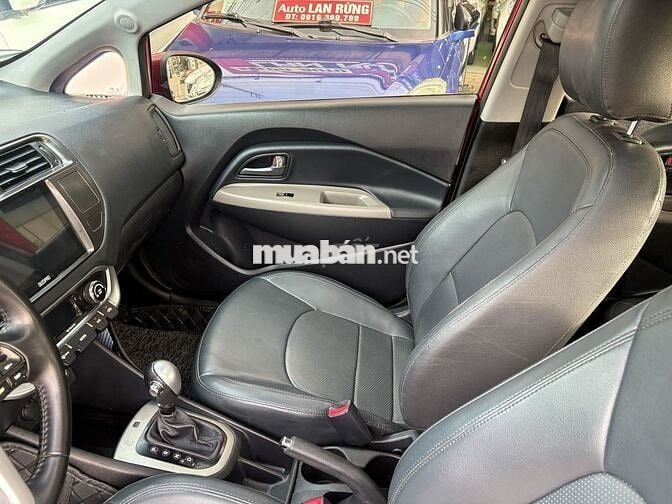 Kia Rio 2014 1.4 AT Hatchback - 109000 km