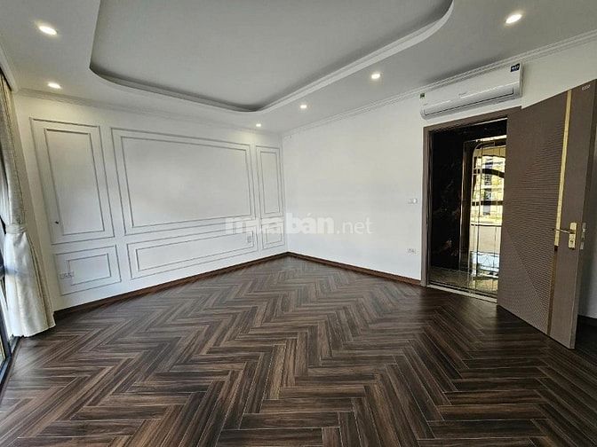 Chính chủ cần bán gấp nhà 7 tầng thang máy vỉa hè 30,9 tỷ kinh doanh 